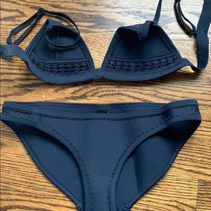 Triangl Bikini!